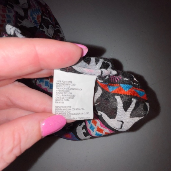 Vibrant Elephant Pattern Scarf - Picture 2 of 6